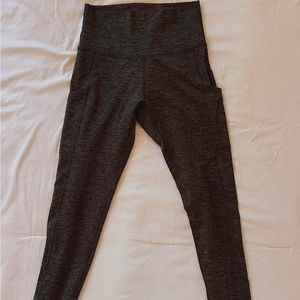 Offline leggings with pockets